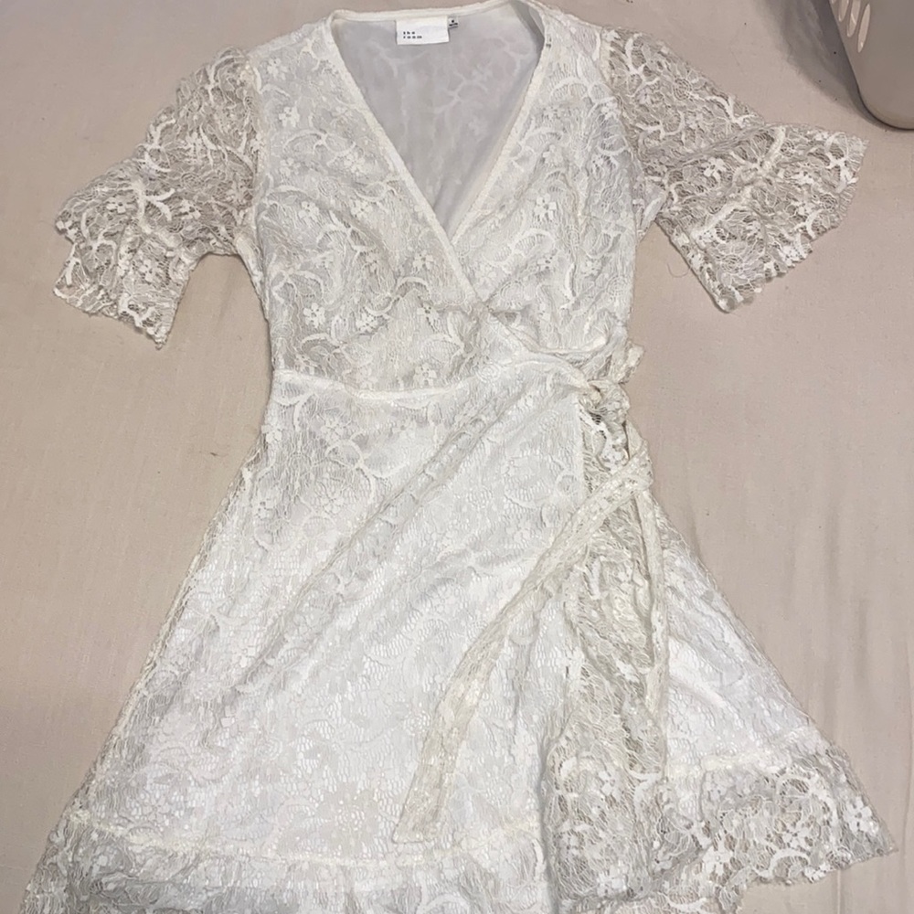 The Room White lace short sleeve wrap dress